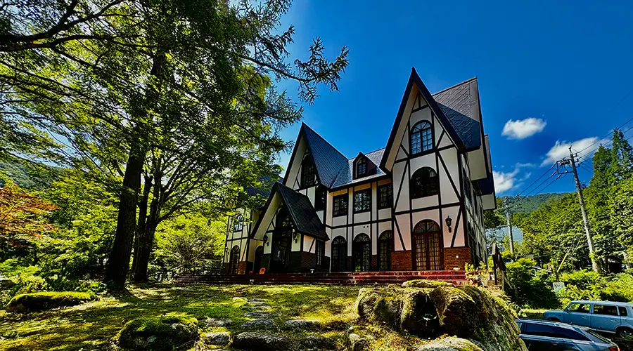 夏の緑に包まれて